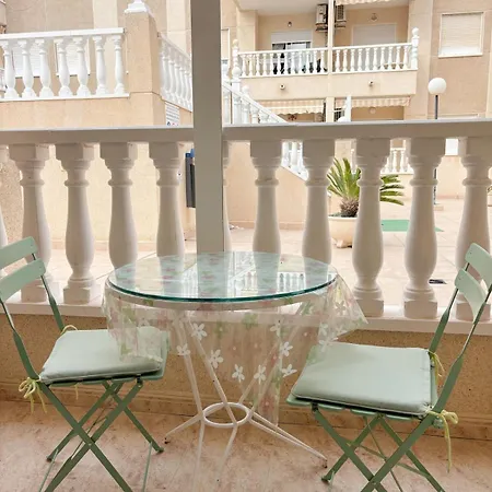 Two Bedroom Playa Del Cura Апартаменты Торевьиа
