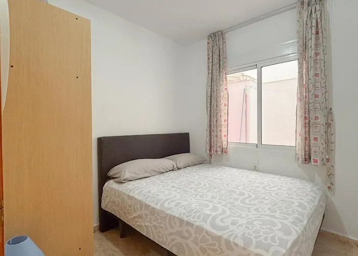 Two Bedroom Playa Del Cura * Torrevieja