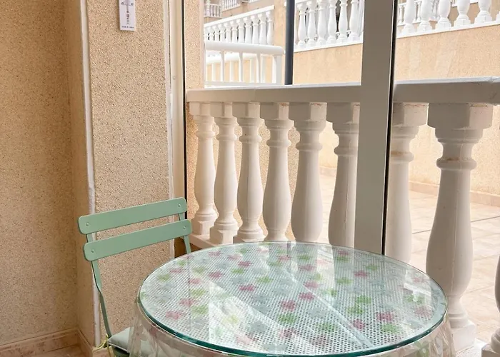 Two Bedroom Playa Del Cura Lejlighed